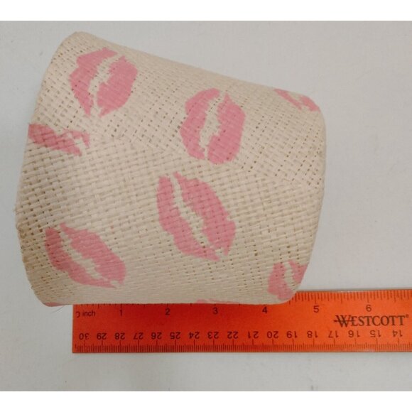 Burlap Basket Lined Plant Holder Pink Lipstick Marks Kisses Valentine 4 Inch - Picture 3 of 5